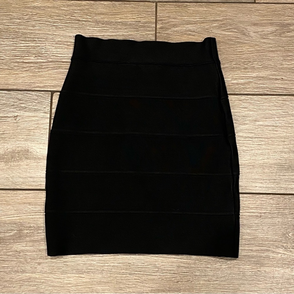 BCBGMaxAzria Small Bodycon Skirt